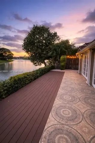 16236 SW 100th Terrace Miami FL 33196