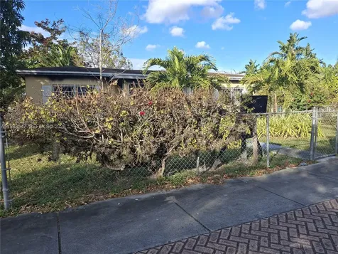 1561 NW 131st Street Miami FL 33167
