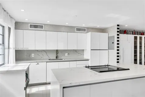 2801 NE 183rd Street Aventura FL 33160