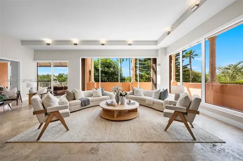 10 Edgewater Drive Coral Gables FL 33133