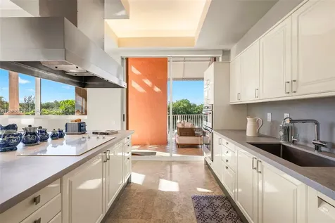 10 Edgewater Drive Coral Gables FL 33133
