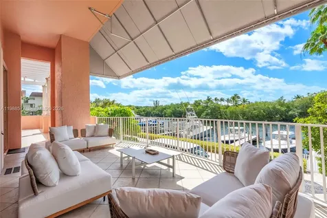 10 Edgewater Drive Coral Gables FL 33133