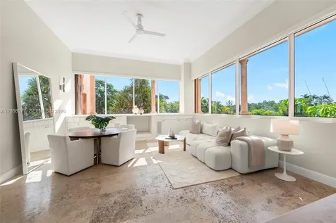 10 Edgewater Drive Coral Gables FL 33133