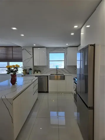 2750 NE 183rd Street Aventura FL 33160