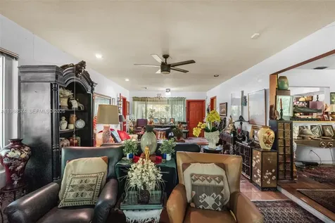 6005 SW 64th Place South Miami FL 33143