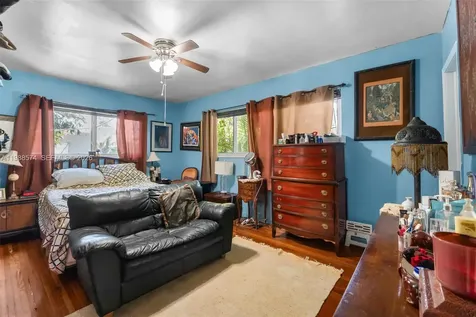 6005 SW 64th Place South Miami FL 33143