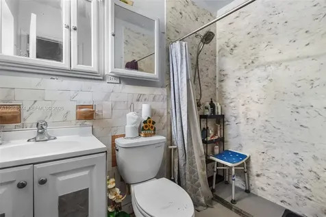 6005 SW 64th Place South Miami FL 33143
