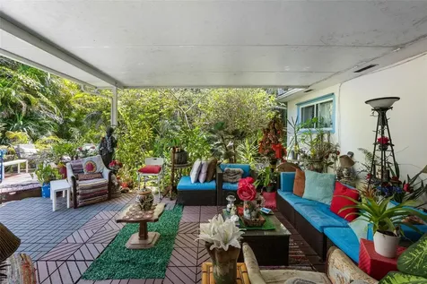 6005 SW 64th Place South Miami FL 33143