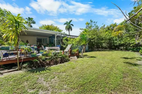 6005 SW 64th Place South Miami FL 33143