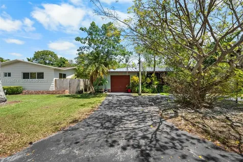 6005 SW 64th Place South Miami FL 33143