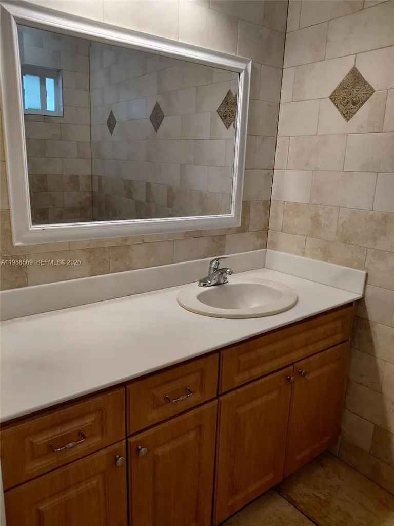 3503 SW 24th Street Miami FL 33145