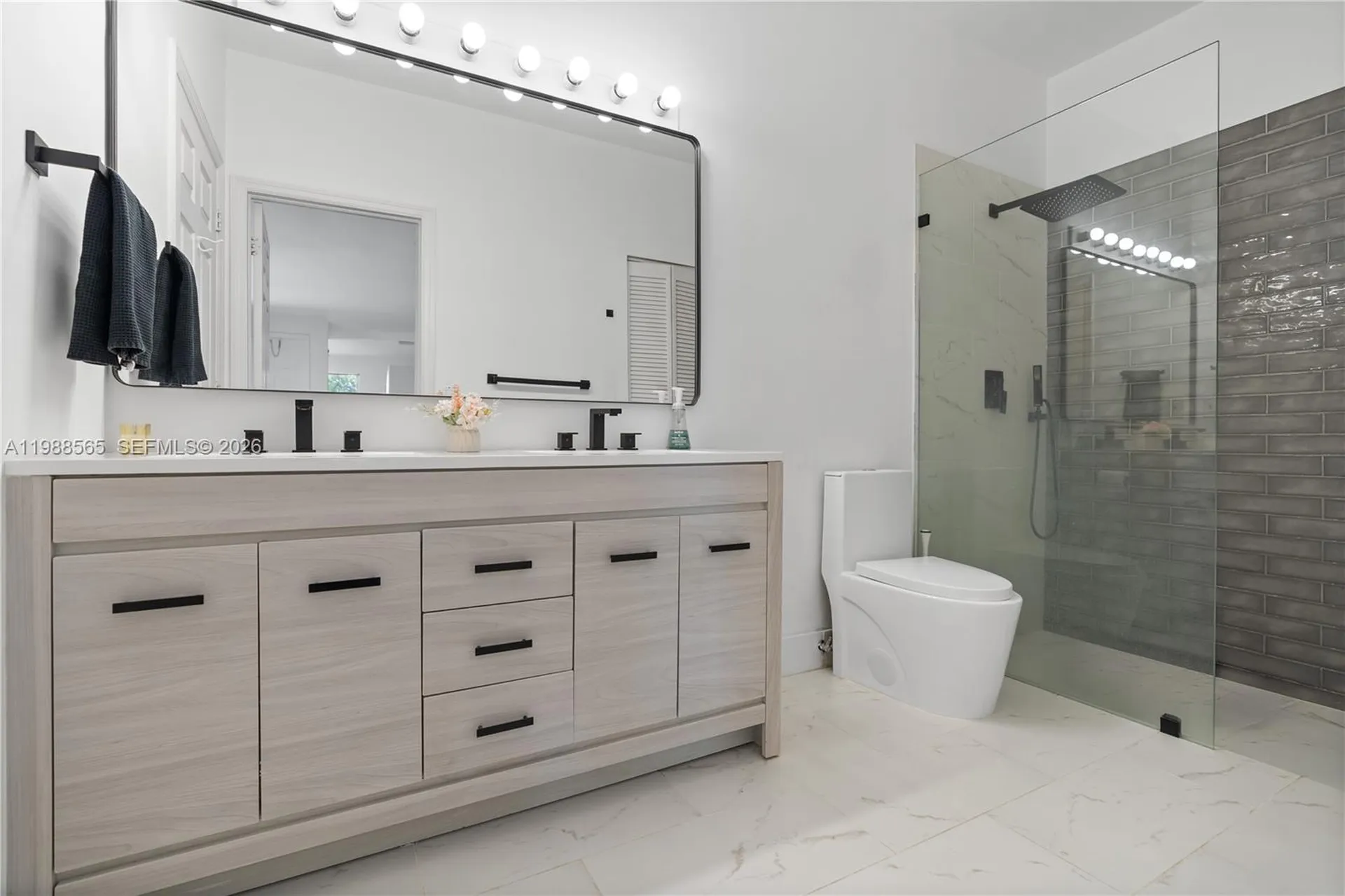 1120 Canella Lane Hollywood FL 33019