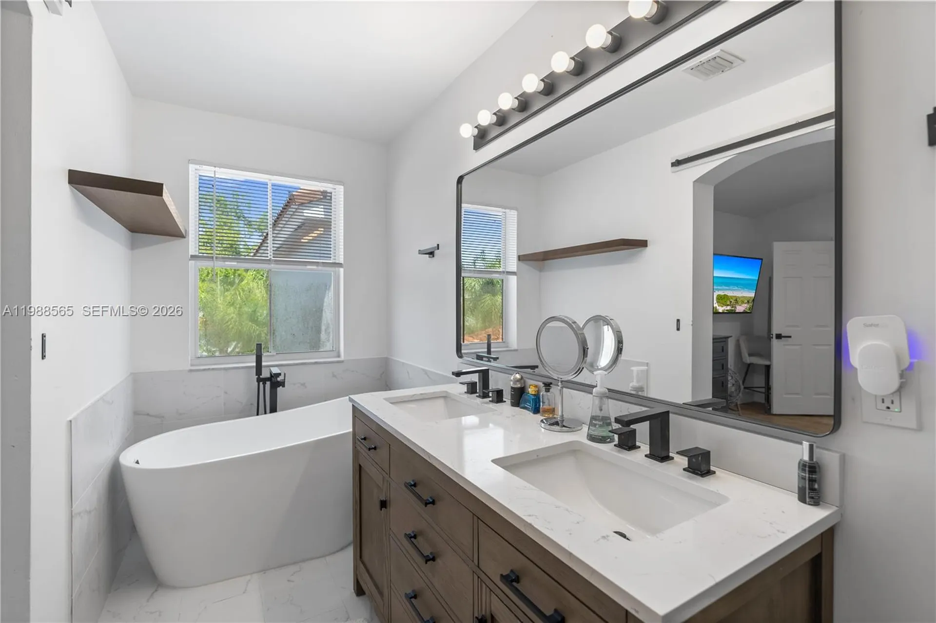 1120 Canella Lane Hollywood FL 33019