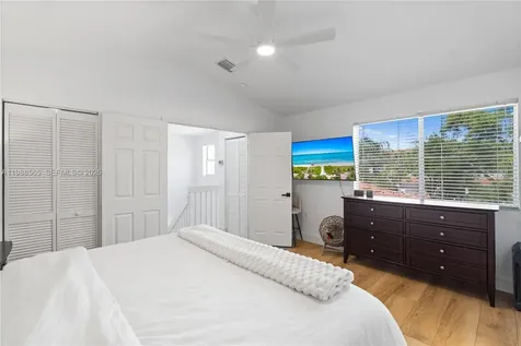 1120 Canella Lane Hollywood FL 33019