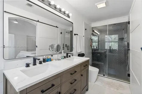 1120 Canella Lane Hollywood FL 33019