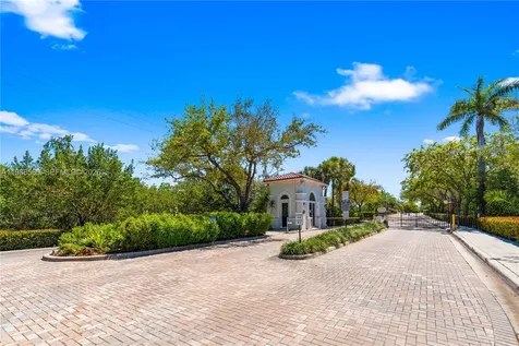 1120 Canella Lane Hollywood FL 33019