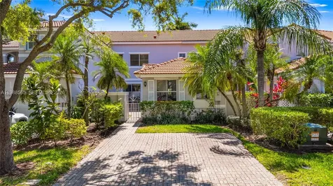 1120 Canella Lane Hollywood FL 33019