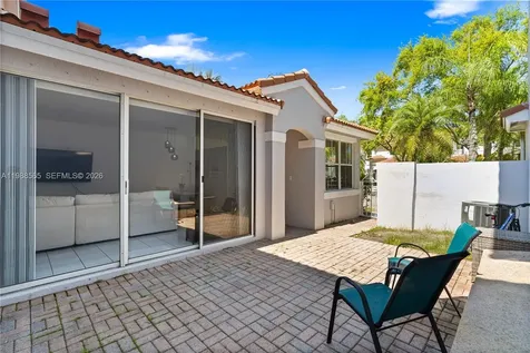 1120 Canella Lane Hollywood FL 33019
