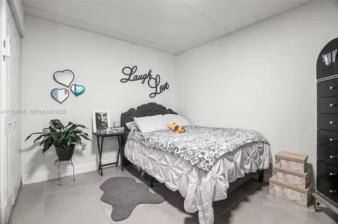 7695 NW 178th Terrace Hialeah FL 33015