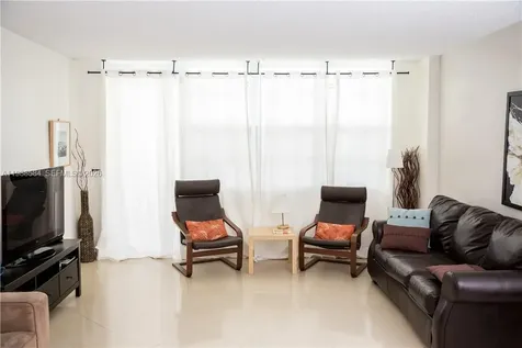3725 S Ocean Drive Hollywood FL 33019
