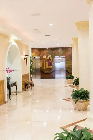3725 S Ocean Drive Hollywood FL 33019