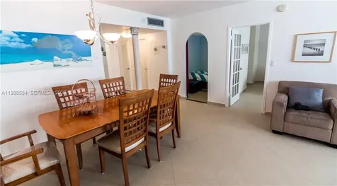 3725 S Ocean Drive Hollywood FL 33019