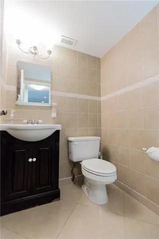 3725 S Ocean Drive Hollywood FL 33019