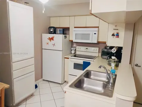 15525 N Miami Lakeway N Miami Lakes FL 33014