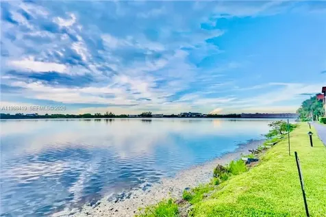 15525 N Miami Lakeway N Miami Lakes FL 33014