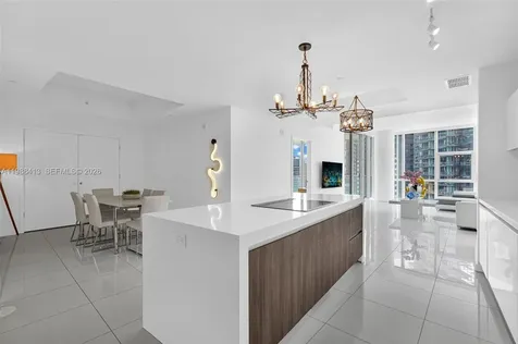 851 NE 1st Avenue Miami FL 33132