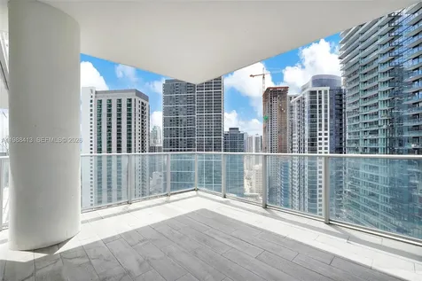 851 NE 1st Avenue Miami FL 33132