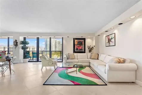 19667 Turnberry Way Aventura FL 33180