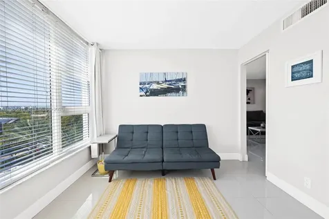 1620 S Ocean Boulevard Lauderdale By The Sea FL 33062