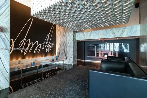 335 S Biscayne Miami FL 33131