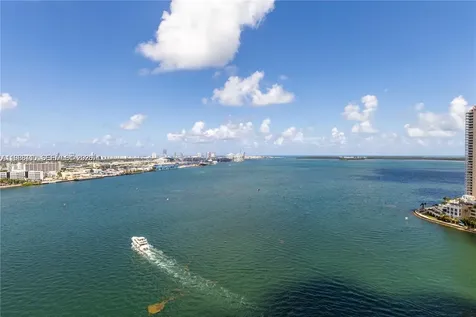 335 S Biscayne Miami FL 33131