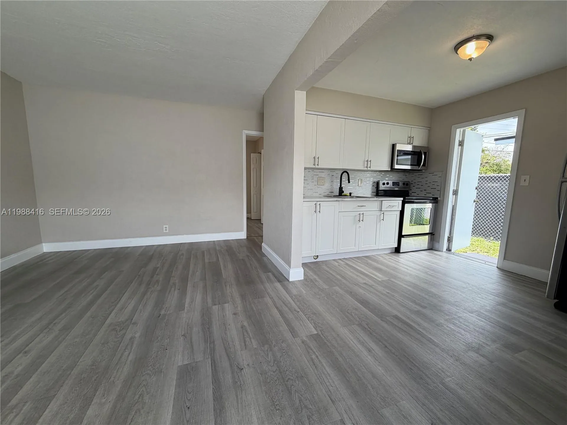 2300 Douglas Street Hollywood FL 33020