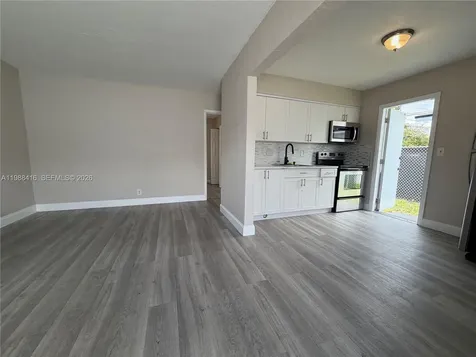 2300 Douglas Street Hollywood FL 33020