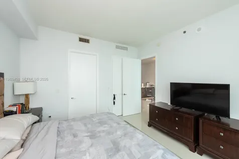 55 SE 6th Street Miami FL 33131