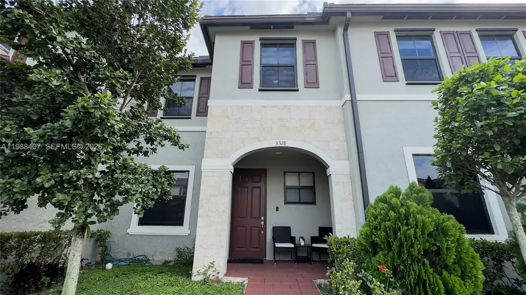 3318 W 106th Terrace Hialeah FL 33018