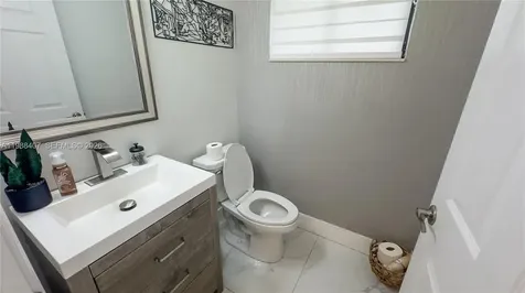3318 W 106th Terrace Hialeah FL 33018