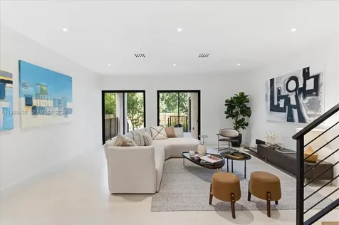 2925 SW 36th Avenue Miami FL 33133
