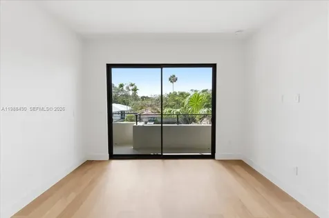 2925 SW 36th Avenue Miami FL 33133