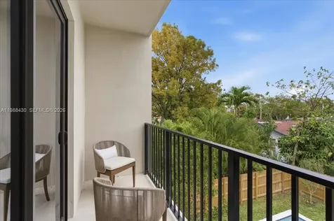 2925 SW 36th Avenue Miami FL 33133