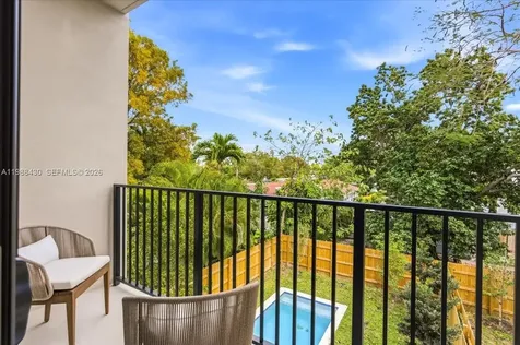 2925 SW 36th Avenue Miami FL 33133