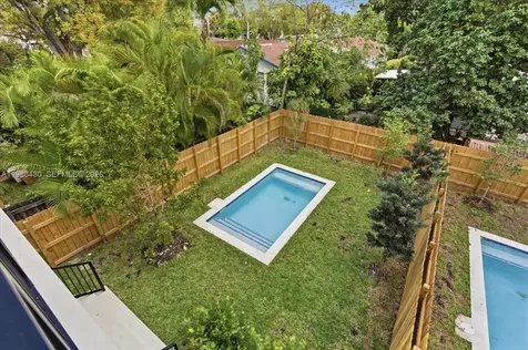 2925 SW 36th Avenue Miami FL 33133