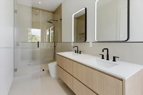 2925 SW 36th Avenue Miami FL 33133