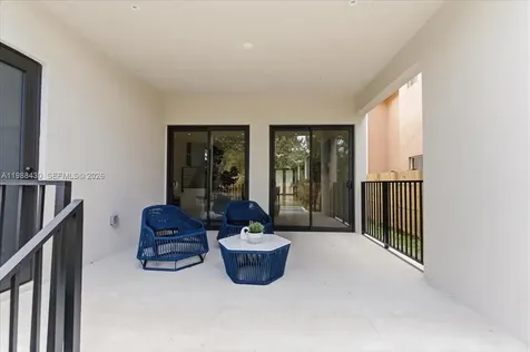 2925 SW 36th Avenue Miami FL 33133