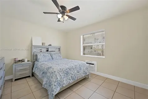 923 N 16th Court Hollywood FL 33020