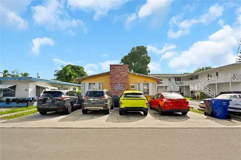 923 N 16th Court Hollywood FL 33020