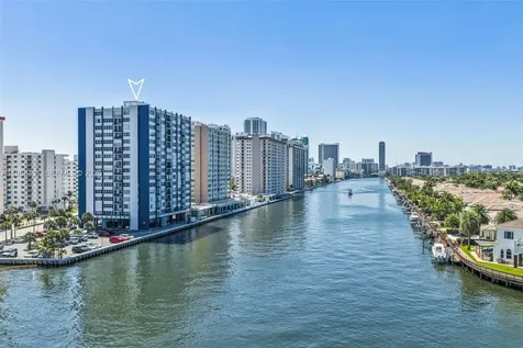 1400 S Ocean Drive Hollywood FL 33019